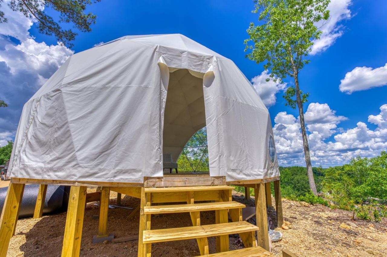 The Gemini-A Dreamy, Waterfront Tiny Cabin Rogersville Εξωτερικό φωτογραφία